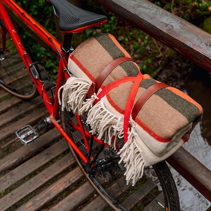 GEAR AID Holdfast Bungee Strap